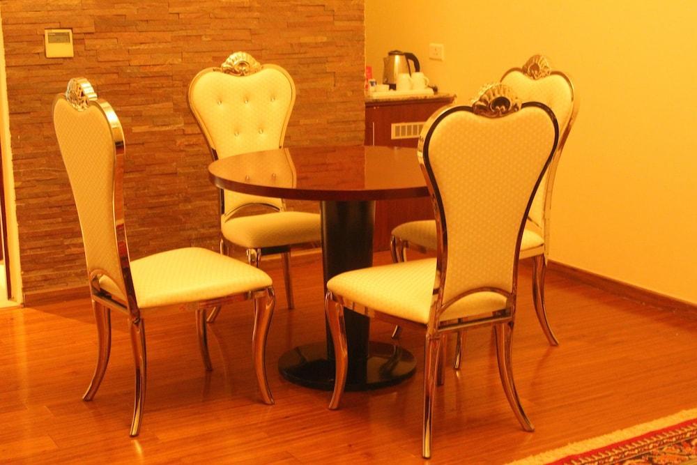 מלון Ramada By Wyndham Jaipur Jaisinghpura מראה חיצוני תמונה