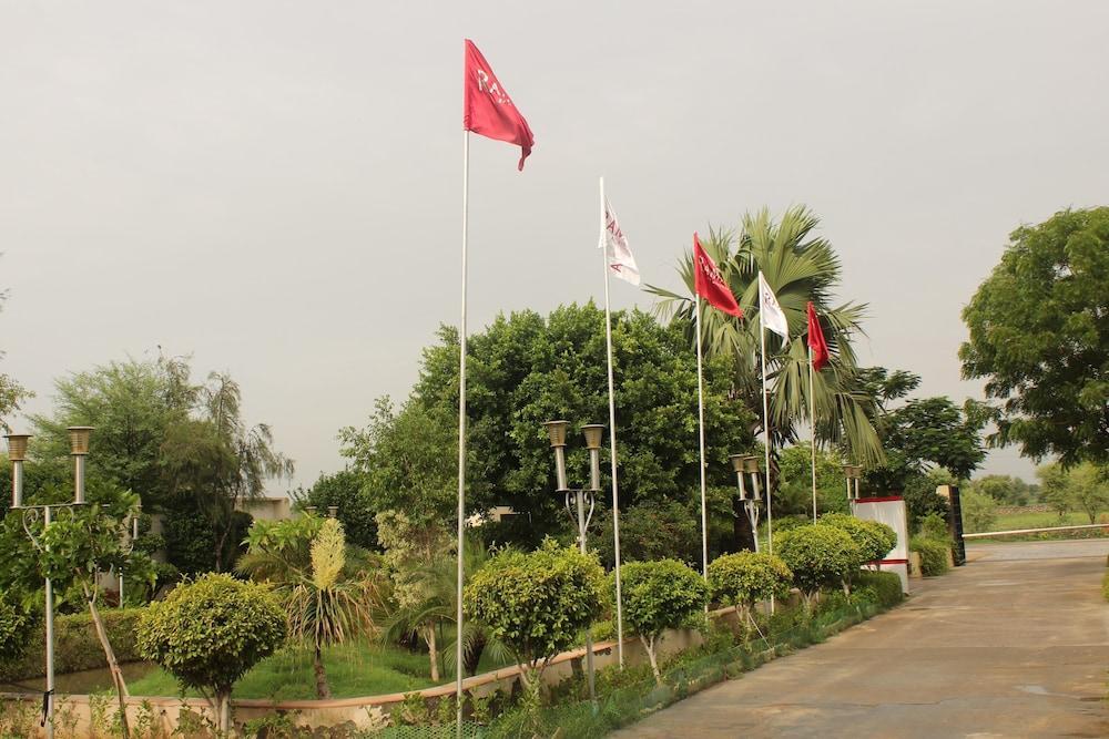 מלון Ramada By Wyndham Jaipur Jaisinghpura מראה חיצוני תמונה